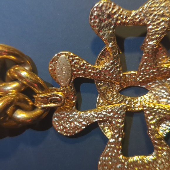 CHANEL Necklace ✨🔥 Ultra-bold • 💯 Authentic • 💎 RARE - Picture 15 of 15